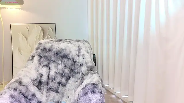 Miaomiao Baby520 online show from April 2026 08:41:01 AM