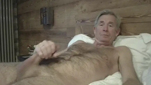 Pierre4tjyxx online show from February 2026 04:17:02 PM