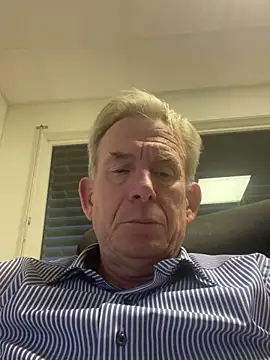 Pierre4tjyxx online show from January 2026 03:19:01 PM