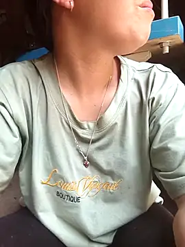 vesla-2k online show from April 2026 08:49:01 AM