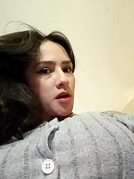 juliiaroberts online show from April 2026 03:57:02 AM