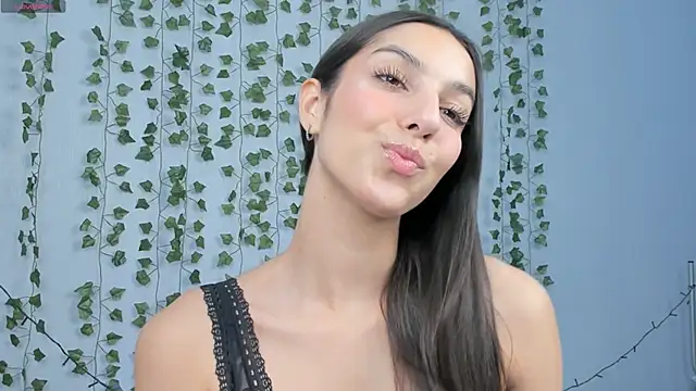 stella torres online show from January 2026 04:38:01 AM