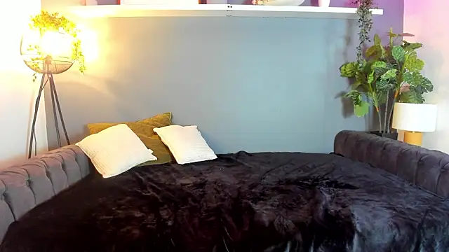 Kira Exe  online show from March 2026 11:36:02 AM