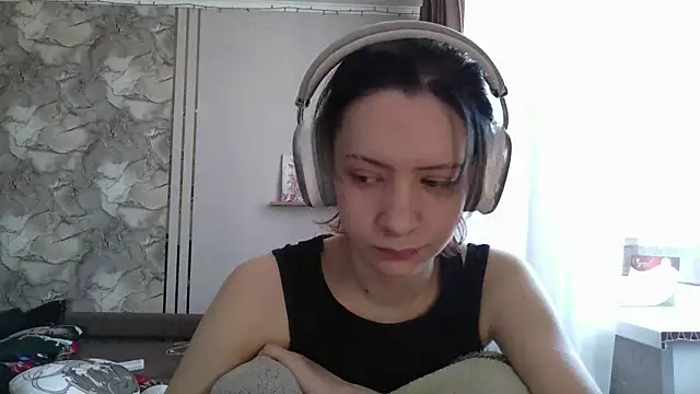 LxayBloom online show from February 2026 06:35:01 AM