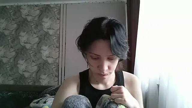 LxayBloom online show from February 2026 09:52:02 AM