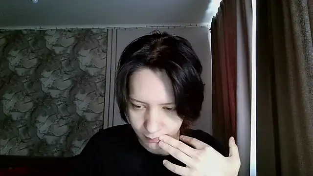 LxayBloom online show from February 2026 08:38:01 AM