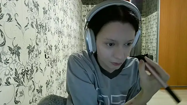 LxayBloom online show from April 2026 01:40:02 AM