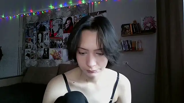 LxayBloom online show from January 2026 10:08:02 AM