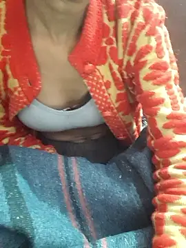 Royal Gril online show from January 2026 03:45:01 AM