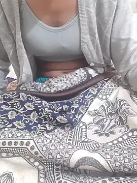 Royal Gril online show from January 2026 07:12:01 PM