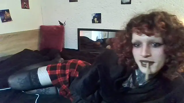 Snapshot of gracelustxx chatting on February 2026 04:40:01 PM gracelustxx online show from February 2026 04:40:01 PM