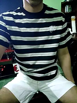 Snapshot of Sexyboy150196 chatting on May 2026 02:24:02 PM Sexyboy150196 online show from May 2026 02:24:02 PM