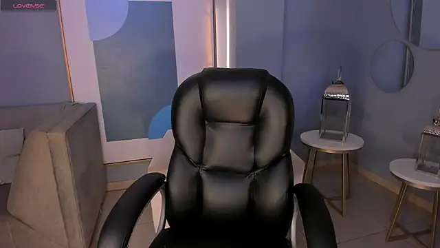 GiannaWatson online show from June 2026 08:10:02 PM