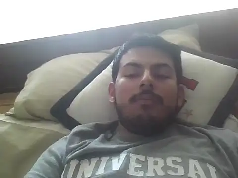 Mateotubbe online show from April 2026 09:29:01 PM