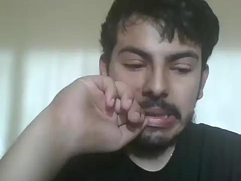 Snapshot of Mateotubbe chatting on May 2026 10:08:02 PM Mateotubbe online show from May 2026 10:08:02 PM