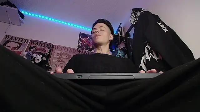 Anhony Muscle online show from February 2026 06:52:01 PM