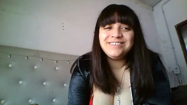 Snapshot of dulce_marrr chatting on May 2026 03:11:02 PM dulce marrr online show from May 2026 03:11:02 PM