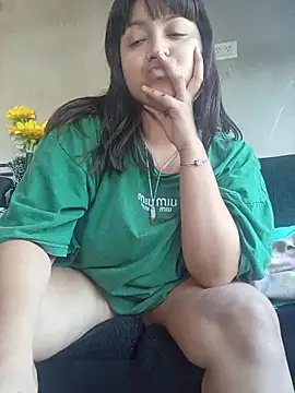 dulce marrr online show from April 2026 04:33:01 PM