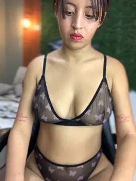 PaulaSweetFire  online show from February 2026 10:38:01 PM