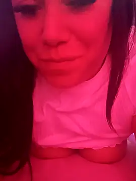 daaibabyxxx online show from April 2026 12:55:02 PM