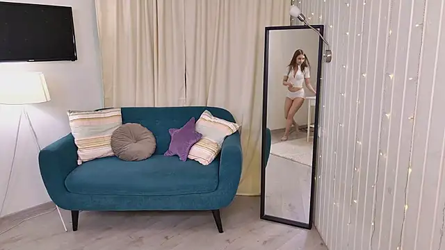 sheilaa pink online show from April 2026 07:26:02 PM