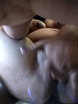 Snapshot of mileez_secret chatting on March 2026 08:20:02 PM mileez secret online show from March 2026 08:20:02 PM