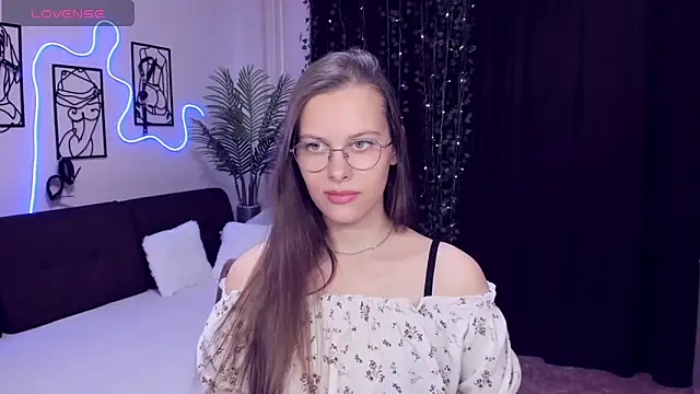 Snapshot of AyumiBlossom chatting on February 2026 11:51:02 AM AyumiBlossom online show from February 2026 11:51:02 AM