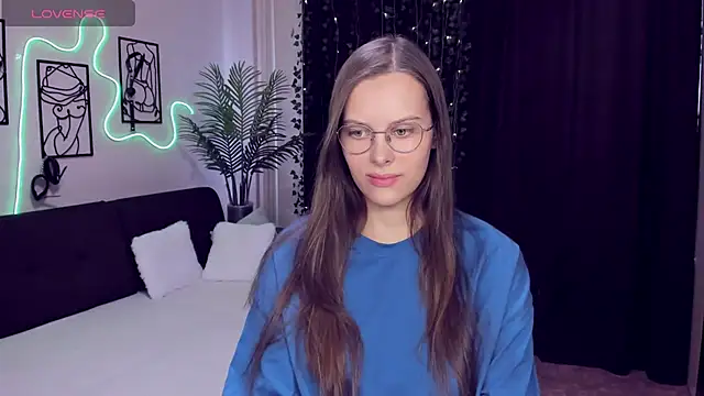 Snapshot of AyumiBlossom chatting on February 2026 11:22:01 AM AyumiBlossom online show from February 2026 11:22:01 AM