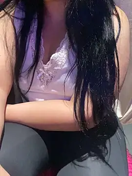 Lina Velvet  online show from April 2026 01:43:01 AM