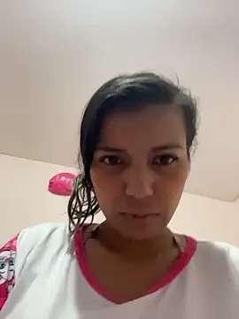 Snapshot of cinthia2011 chatting on February 2026 12:43:01 AM cinthia2011 online show from February 2026 12:43:01 AM