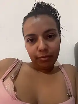 Snapshot of cinthia2011 chatting on February 2026 09:25:01 PM cinthia2011 online show from February 2026 09:25:01 PM