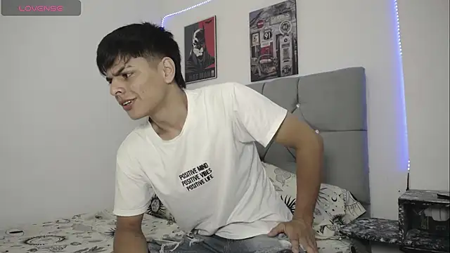 Loganjhonson19 online show from January 2026 02:17:01 AM