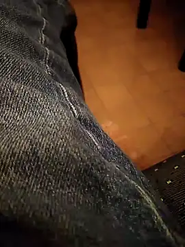 Snapshot of Sweet_Daddy_John chatting on February 2026 11:48:01 PM Sweet Daddy John online show from February 2026 11:48:01 PM