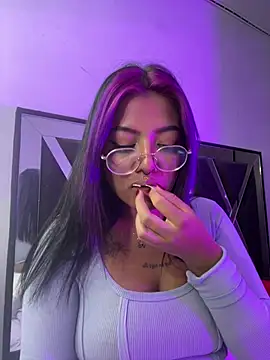 queen of you heart online show from March 2026 09:53:02 PM