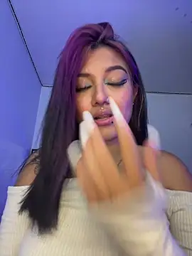 queen of you heart online show from January 2026 02:48:02 AM