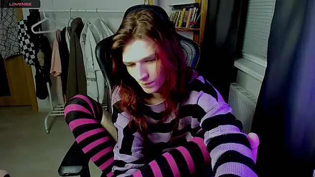 iceseeker2 online show from April 2026 11:27:02 PM