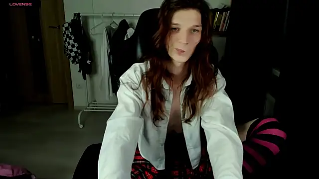 iceseeker2 online show from March 2026 09:43:02 PM