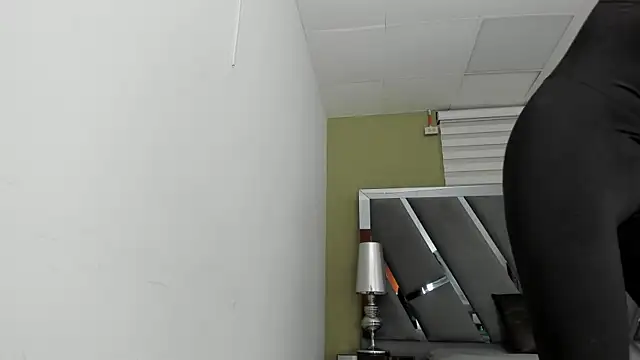 Snapshot of Atenea_sexxx chatting on July 2026 04:13:02 AM Atenea sexxx online show from July 2026 04:13:02 AM