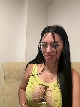 nataliia queen  online show from May 2026 07:14:01 AM
