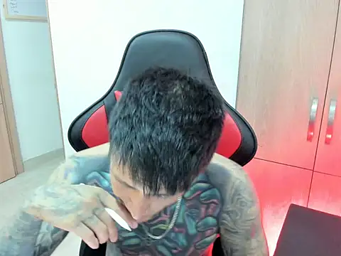 Snapshot of Chrissblack chatting on February 2026 02:44:02 AM Chrissblack online show from February 2026 02:44:02 AM