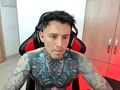 Snapshot of Chrissblack chatting on February 2026 02:10:02 AM Chrissblack online show from February 2026 02:10:02 AM