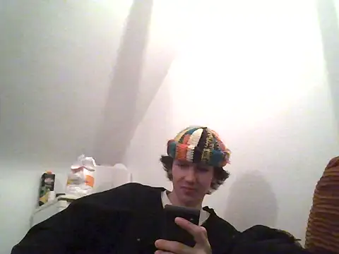 hangskater89 online show from January 2026 06:11:01 PM