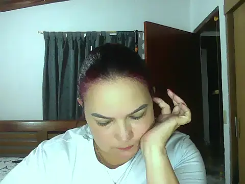 Roja tentacion online show from May 2026 08:37:01 PM