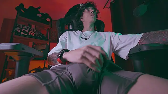 Olliver   y online show from March 2026 03:30:02 AM