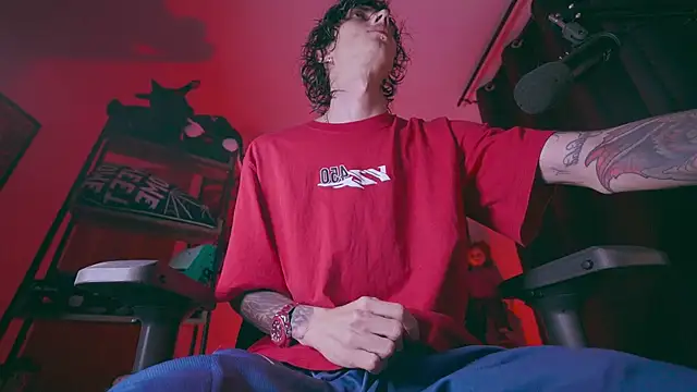 Olliver   y online show from April 2026 11:30:02 PM