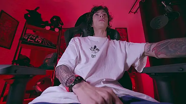 Olliver   y online show from February 2026 02:32:01 AM