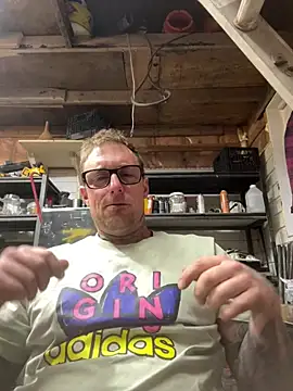 WIDBIGWHITECOCK online show from March 2026 12:23:01 AM