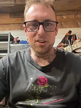 Snapshot of WIDBIGWHITECOCK chatting on February 2026 05:38:02 AM WIDBIGWHITECOCK online show from February 2026 05:38:02 AM