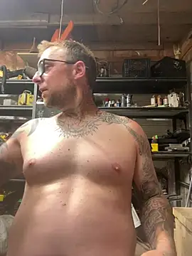 Snapshot of WIDBIGWHITECOCK chatting on June 2026 02:50:02 AM WIDBIGWHITECOCK online show from June 2026 02:50:02 AM