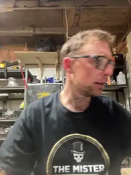 WIDBIGWHITECOCK online show from April 2026 05:14:02 AM